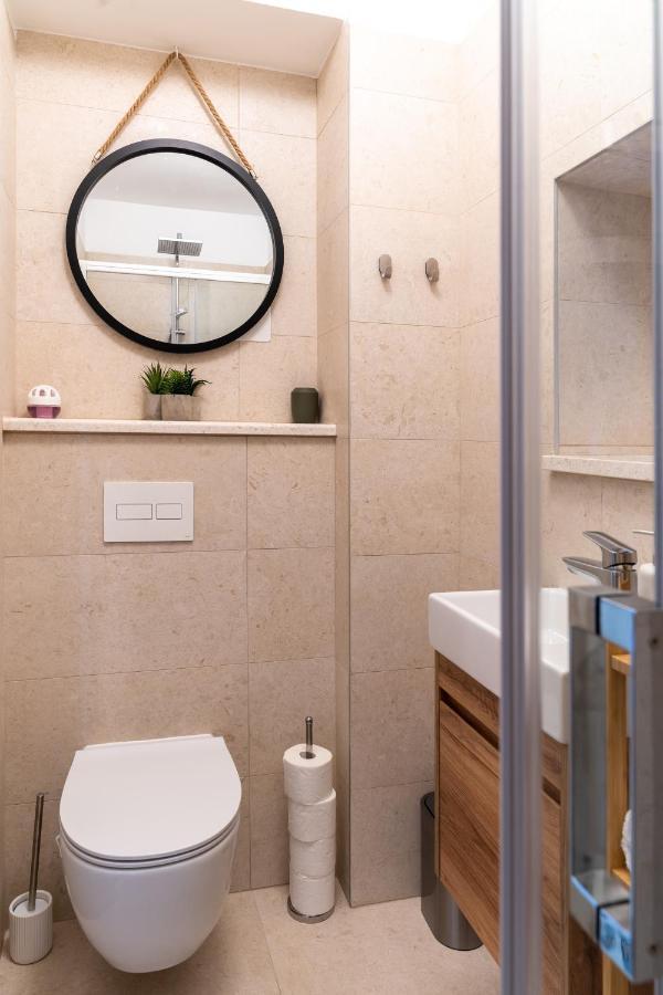 Pepper Penthouse - Luxurious Duplex Apartment, 50m From The Bacvice Sand Beach *