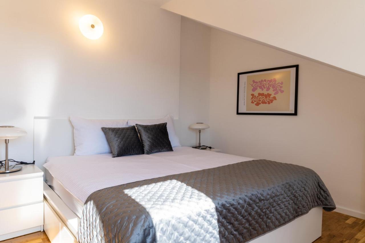 Apartment Pepper Penthouse - Luxurious Duplex Apartment, 50m From The Bacvice Sand Beach *